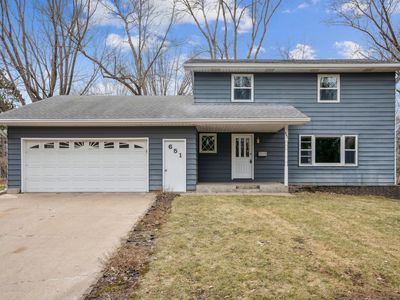 651 N Fremont St, River Falls, WI, 54022