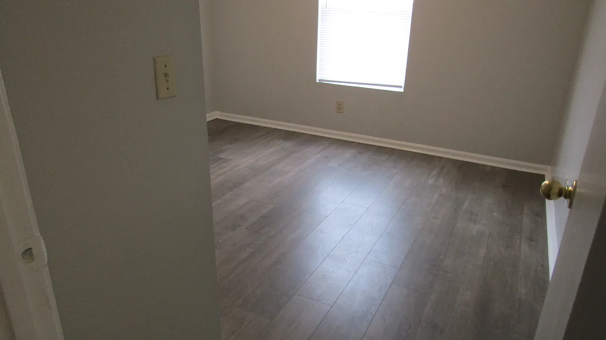 Building Photo - 700 Simpson Rd #5-H