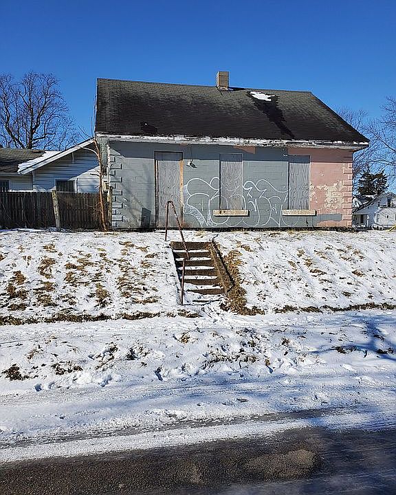 Out side needs new siding! 