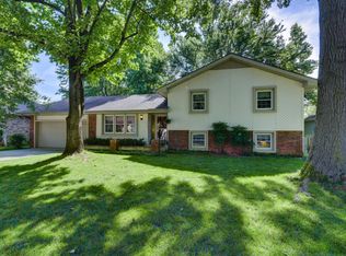 4648 S Roubidoux Pl, Springfield, MO 65804