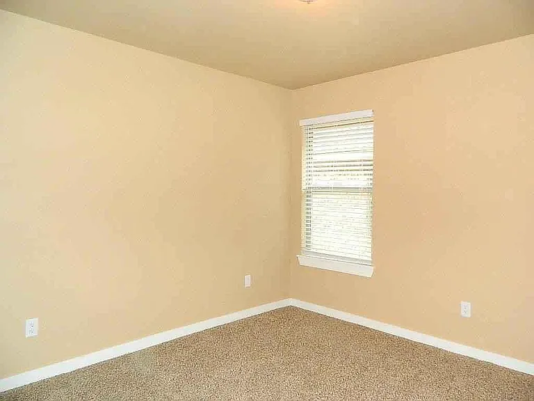 810 Oak Hill Rd — Photo 10
