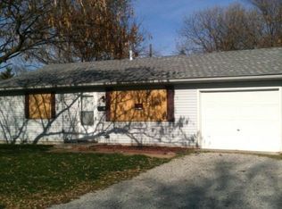 3 Saint Columba Dr, Cahokia, IL 62206