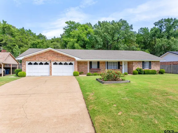 805 Circle Dr, Winnsboro, TX 75494