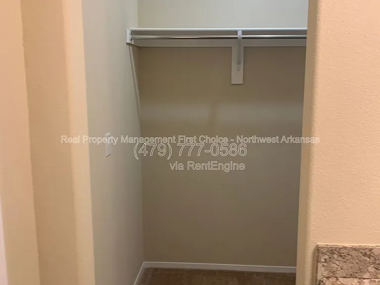 4401 Gallatine Ave — Photo 21