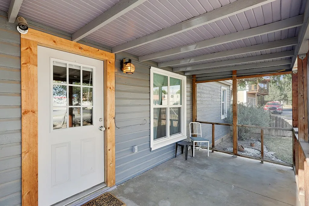 2 bed, 1.0 bath, 794 sqft, $1,100 — Photo 4