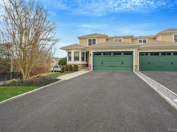 (undisclosed Address), Port Jefferson, NY 11777