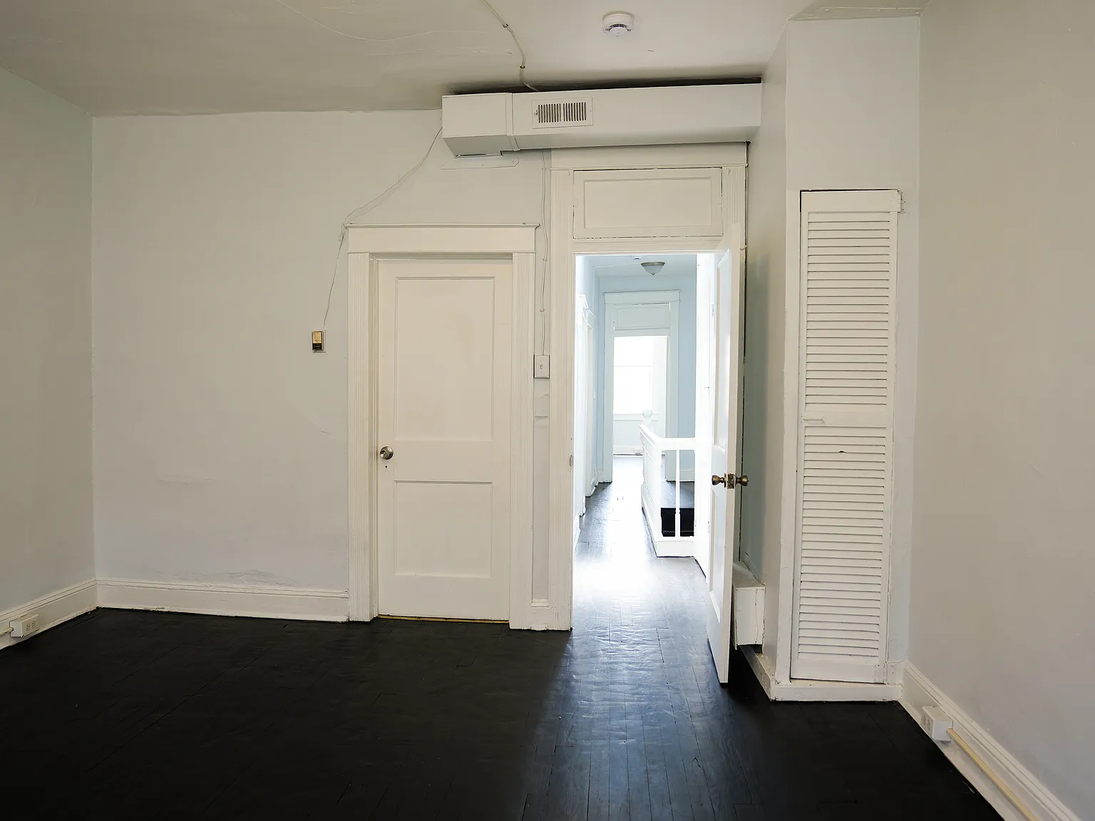 2 bed, 1.0 bath, $1,250 — Photo 4