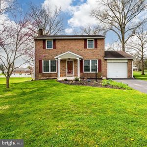 215 E Spruce St, Gilbertsville, PA, 19525
