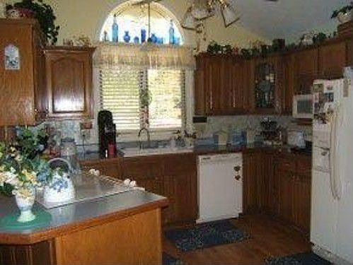 4th image of 108 Oak Dr
