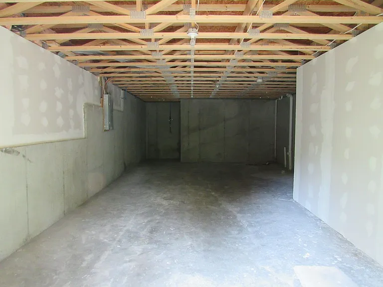 626 Oakbrook Pl — Photo 9