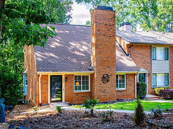 4th image of 122 Mill Stream Ct