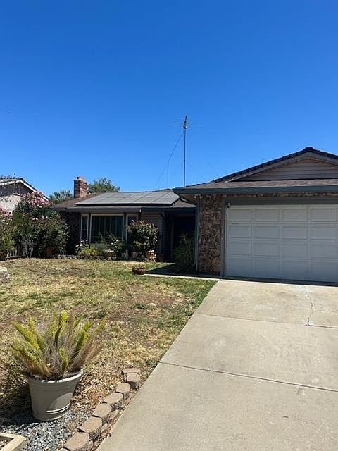 1st image of 3237 Smithlee Dr