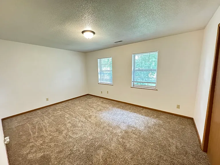 170 W Pioneer Rd #201 — Photo 9