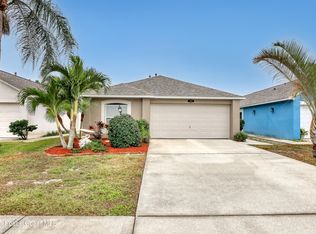2090 Redwood Cir NE, Palm Bay, FL 32905