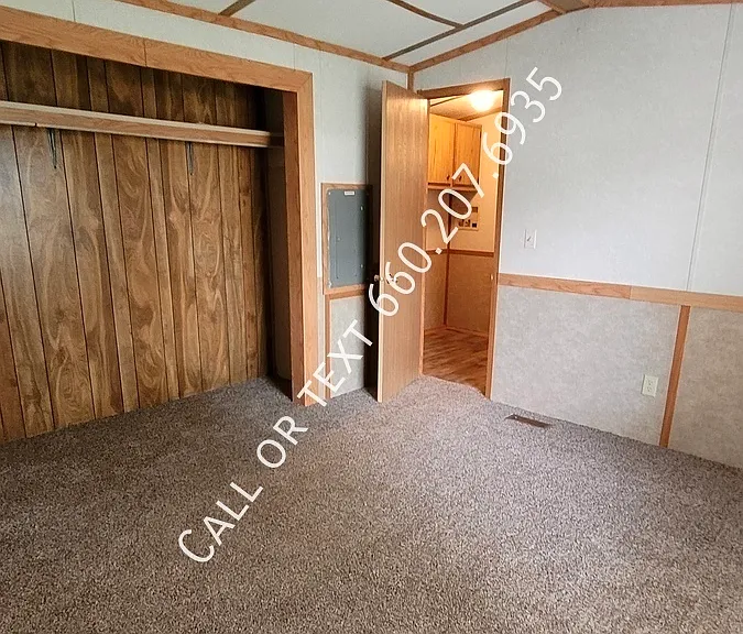 913 N Taylorville Blvd #32 — Photo 10