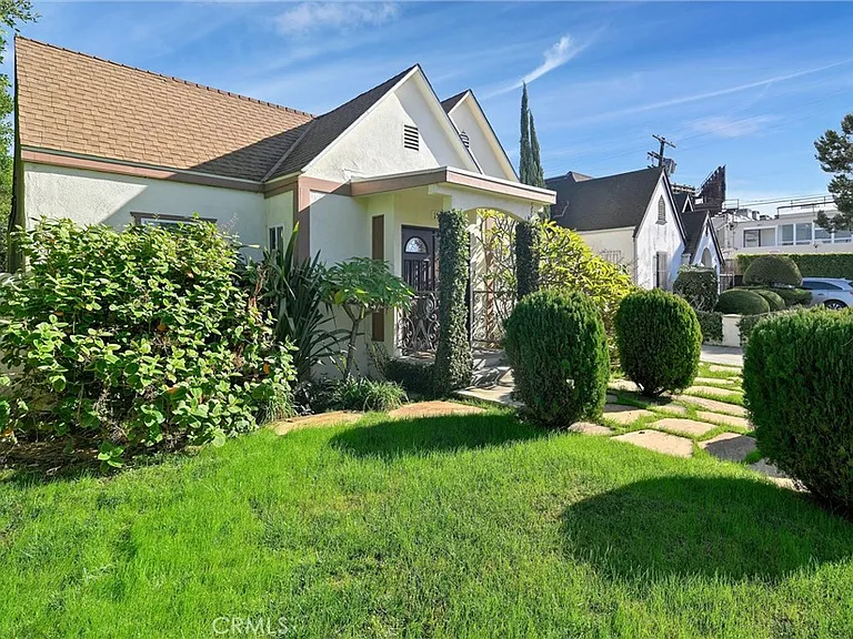156 S Edinburgh Ave — Photo 5
