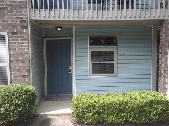 3rd image of 3243 Ginger Dr