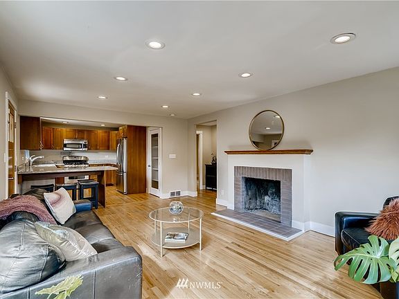 Brand new paint throughout 