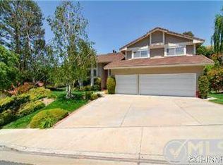 22305 Dardenne St, Calabasas, CA 91302