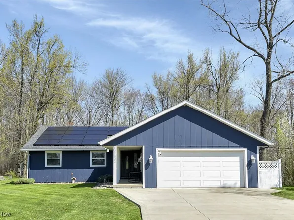 21822 Westwood Dr, Strongsville, OH 44149