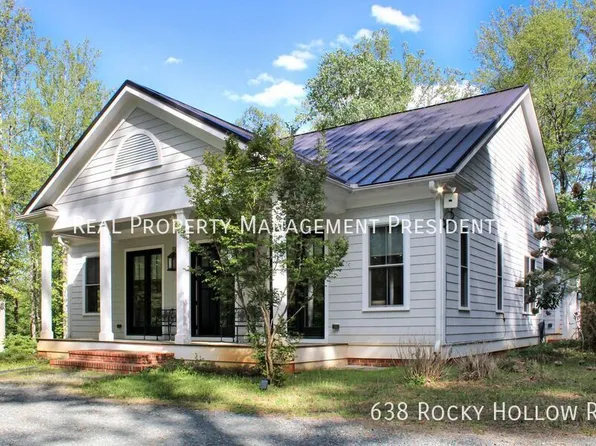 638 Rocky Hollow Rd, Charlottesville, VA 22911