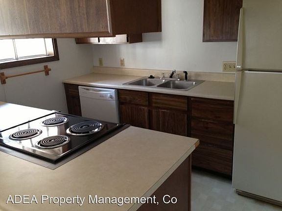 3rd image of 1903 E Broadway St