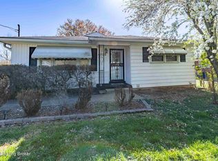 4735 Dover Rd, Louisville, KY 40216