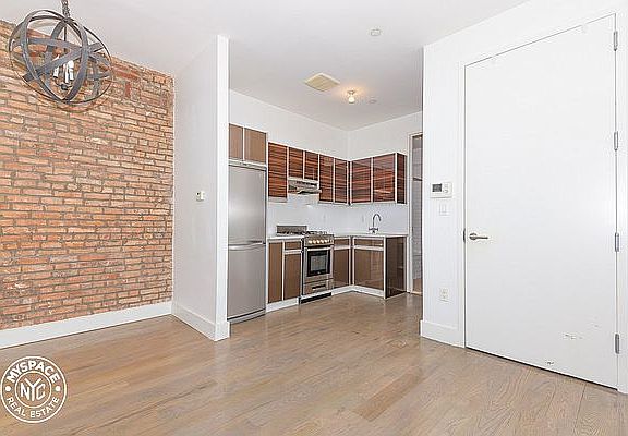 2nd image of 1078 Bergen St #3H
