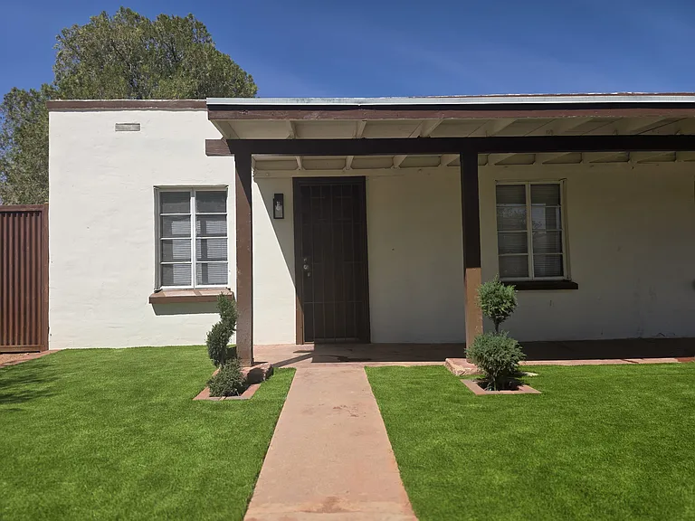435 E Drachman St — Photo 8