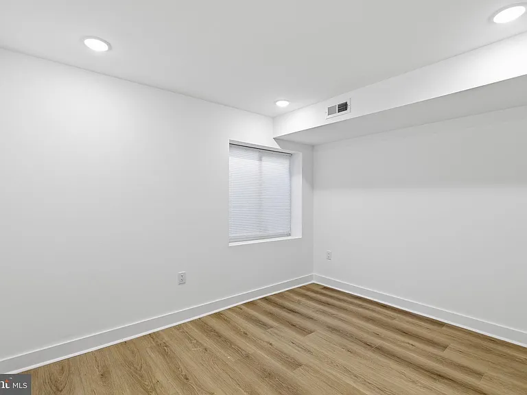 617 W Cumberland St #1 — Photo 11