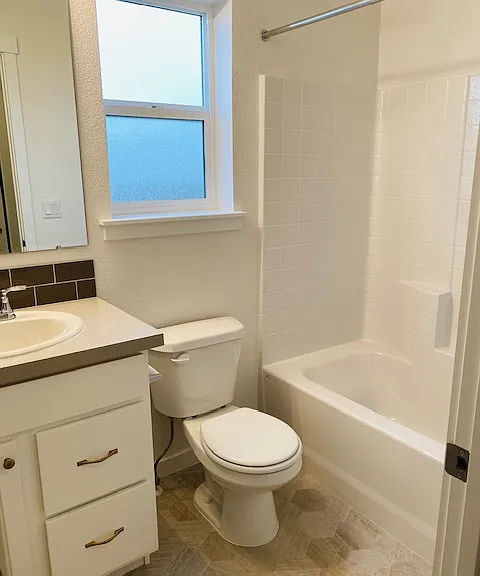 16942 N Gwinnett Ave — Photo 14