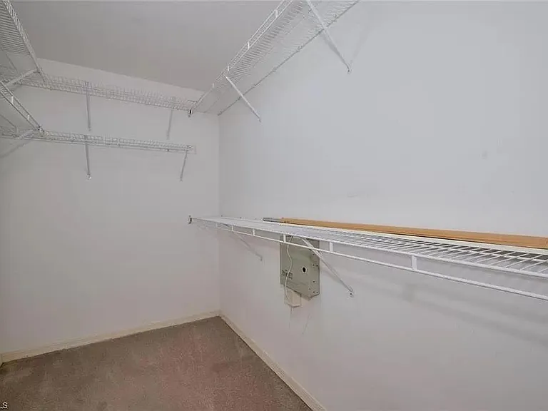 11330 Lakeland Cir — Photo 4