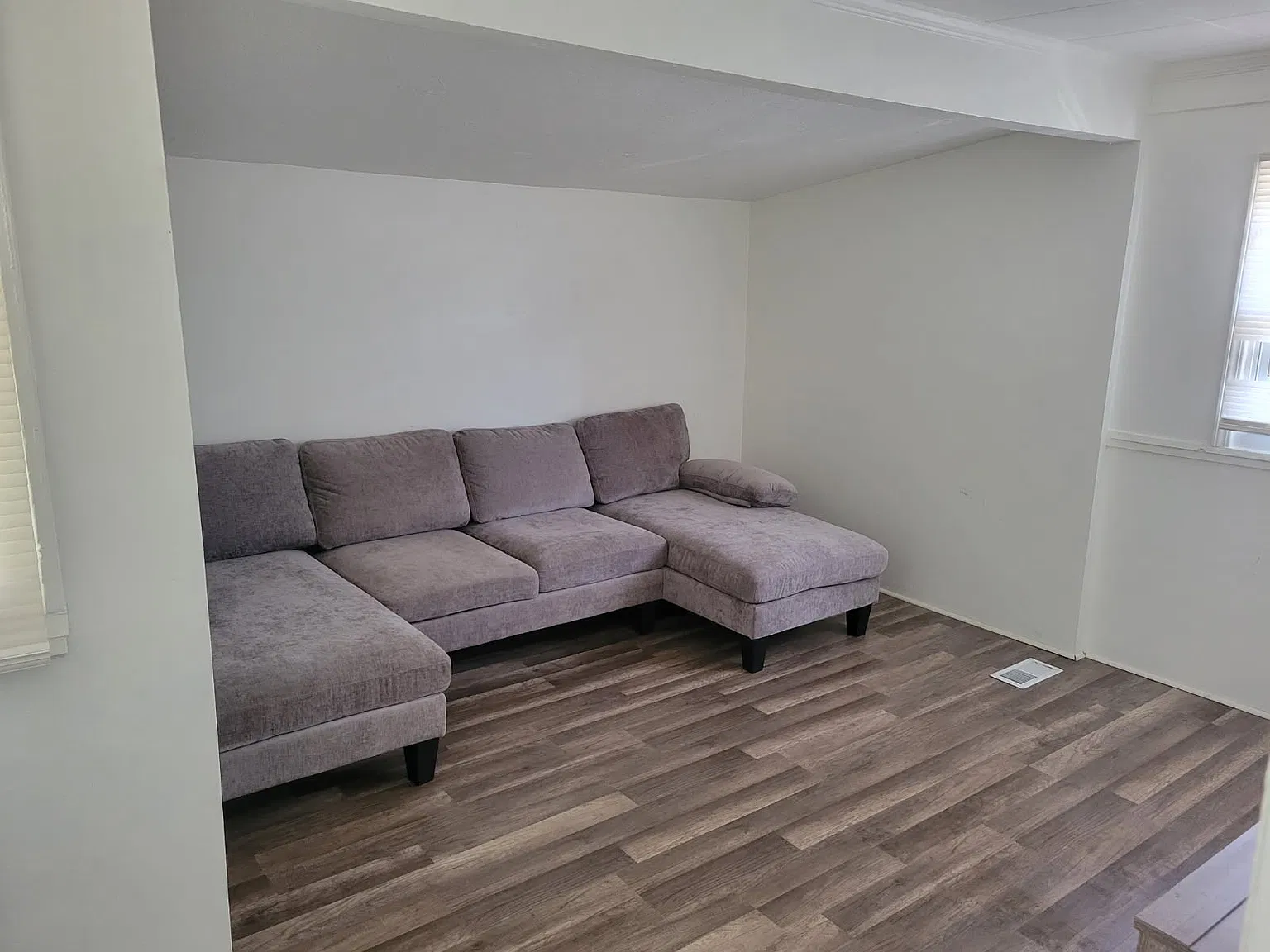 28 Merrill St — Photo 1