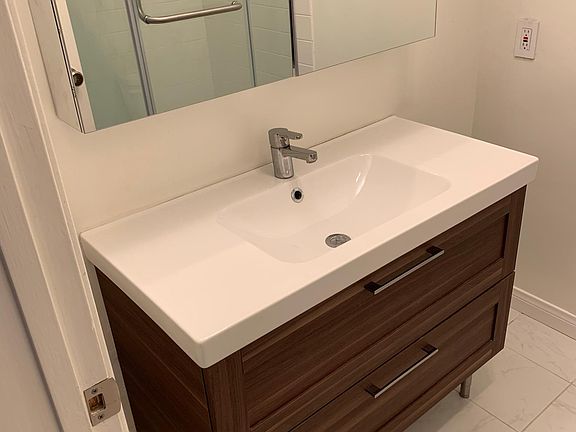 3rd image of 4865 Saratoga Ave APT 101