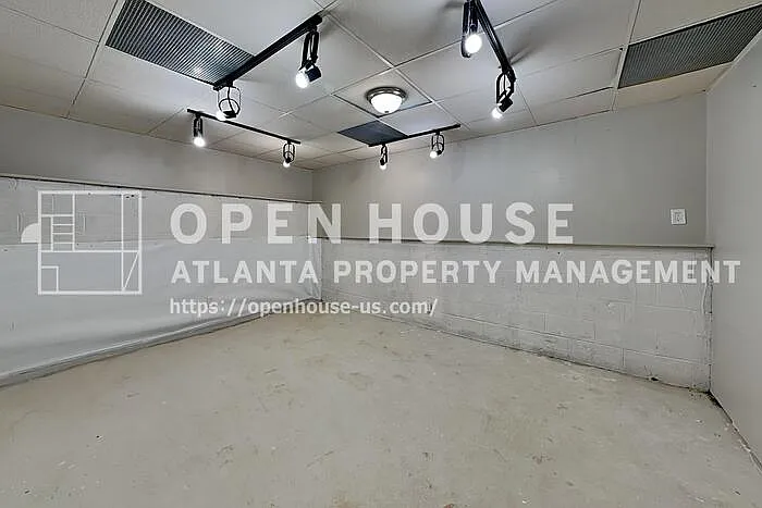 32 Sharon Pl — Photo 16