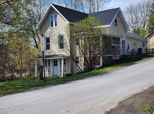 636 Enders Ave, Howes Cave, NY 12092