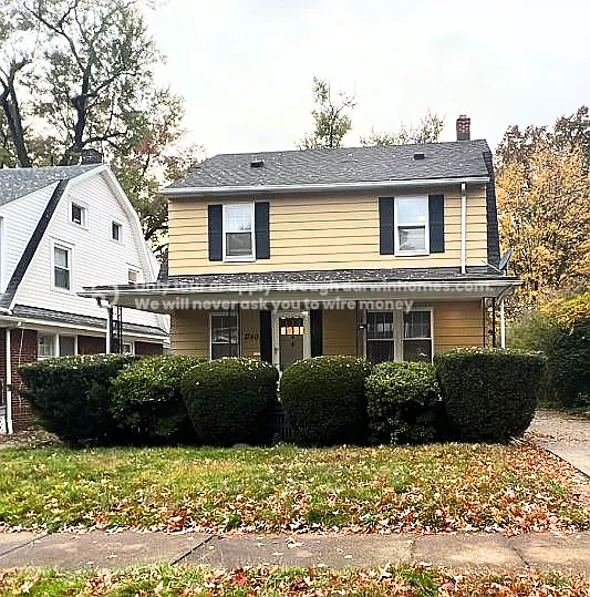 1740 9th St photo 1