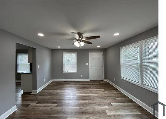 4510 Parkmont Ave — Photo 10