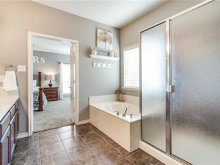 2616 Golfview Dr — Photo 12
