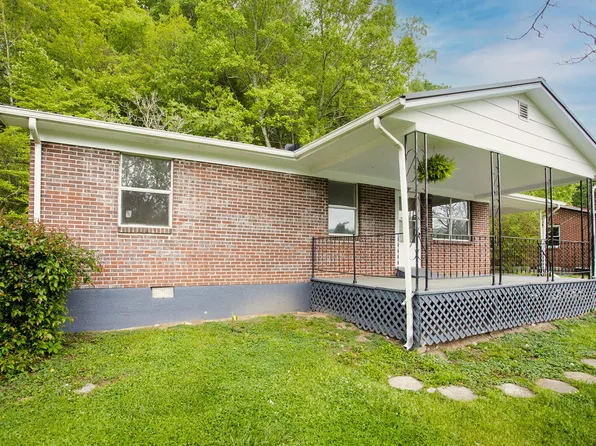 117 Holiday Hls, Clay City, KY 40312