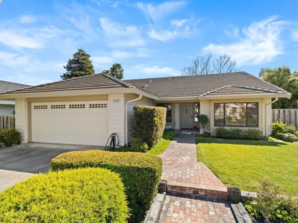 32748 Fairfield St, Union City, CA 94587