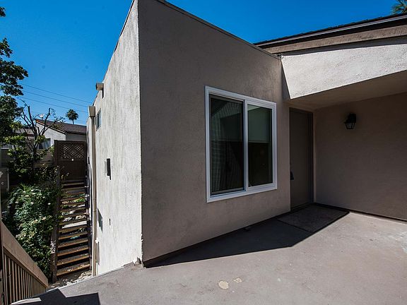 3rd image of 1466 Cabrillo Park Dr APT F