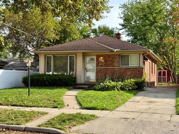 23630 Morton St, Oak Park, MI 48237