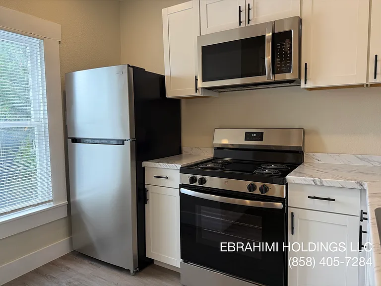 516 E Quincy St #1 — Photo 4