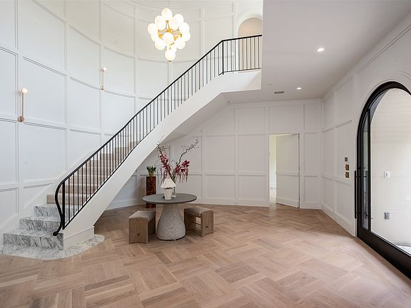 5th image of 6823 Norway Rd