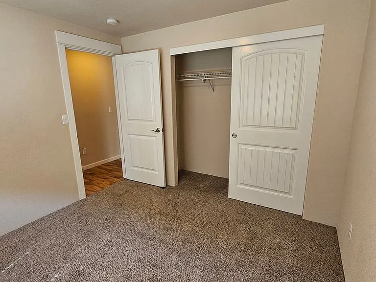 619 Marshall Ave — Photo 6