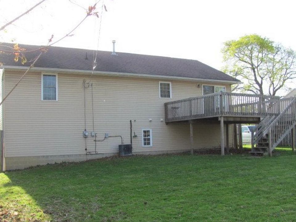 2nd image of 1241 Frederick Blvd