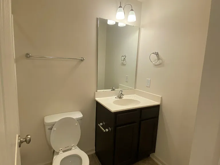 6 Rochambeau Ct #1 — Photo 11