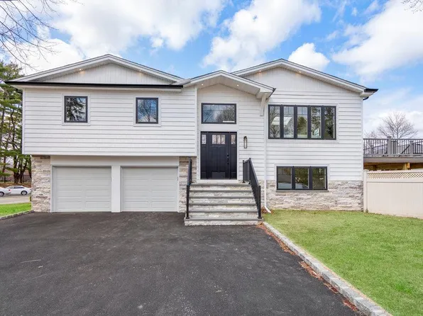 2 Valley Street, Huntington, NY 11743