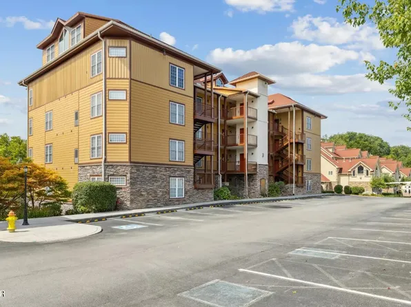 527 River Place Way Unit 334, Sevierville, TN 37862
